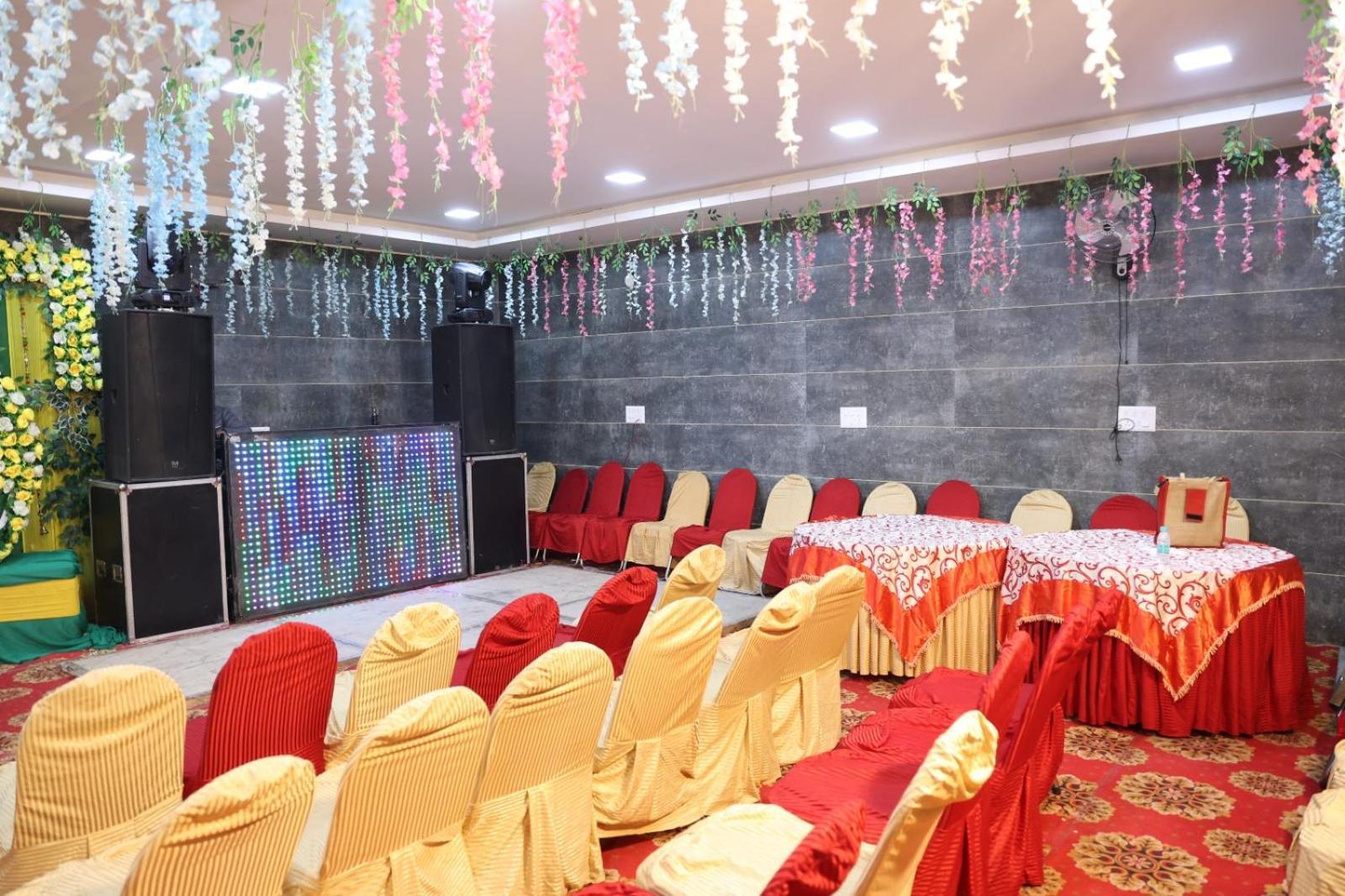 Raghav Inn Karnal Bagian luar foto
