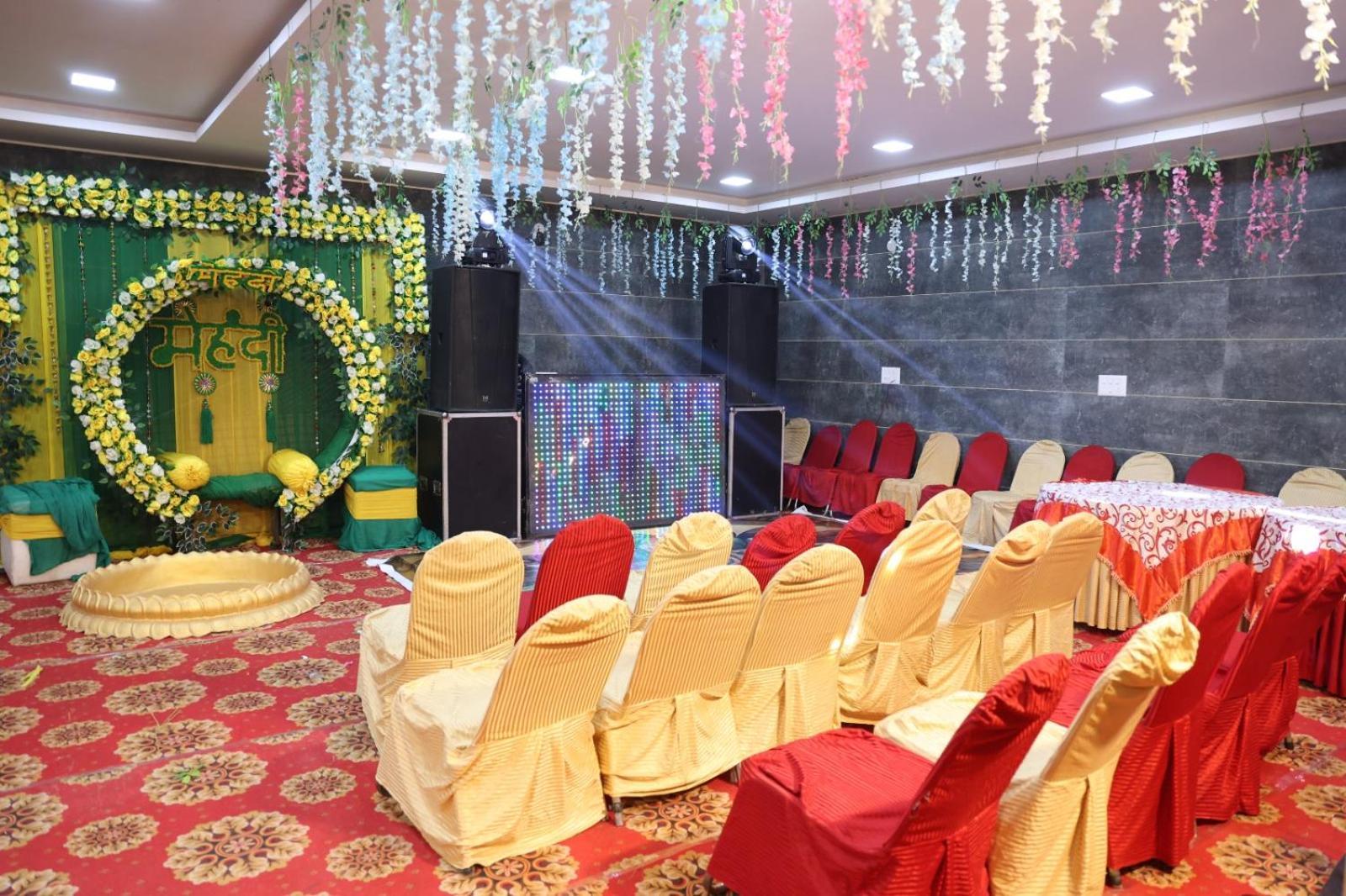 Raghav Inn Karnal Bagian luar foto
